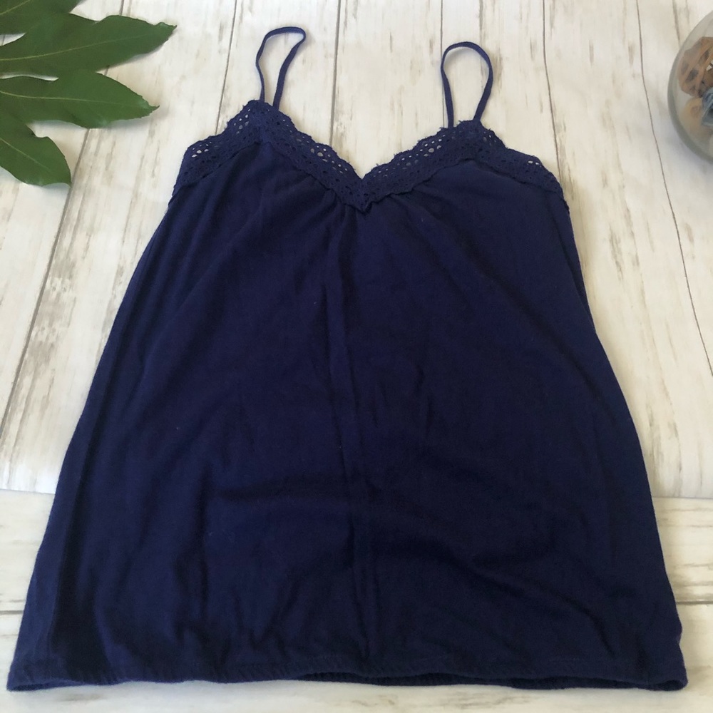 Lot of 3 old navy tees, tops and shirts size xs - Picture 4 of 7